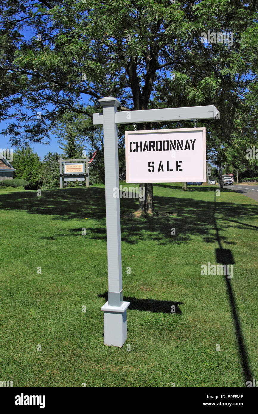 Cutchogue farm agriculture sign hires stock photography and images Alamy