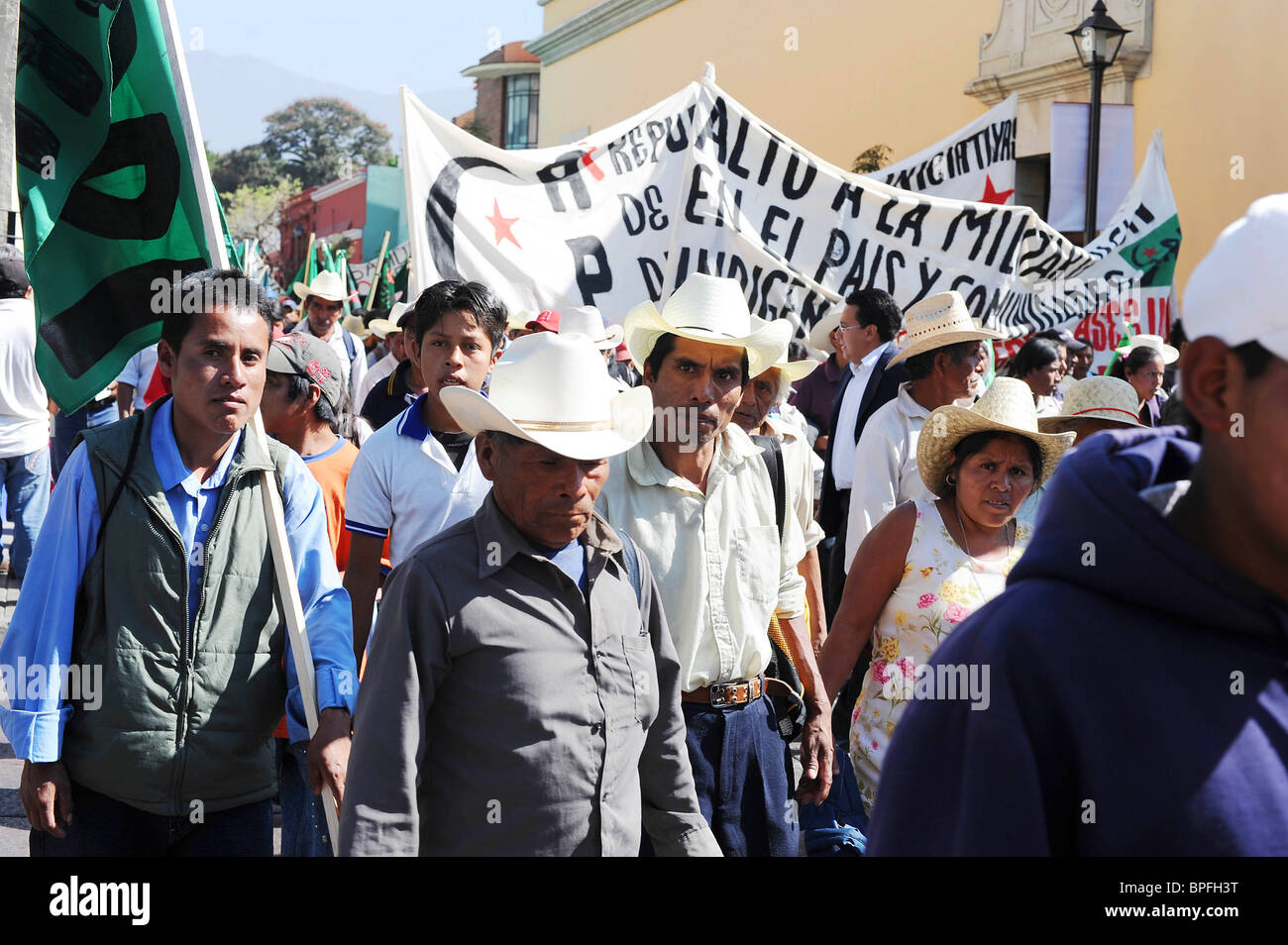 Protesters march to the  Zocola in Oaxaca to demand Government reforms and help for the poor. Mexico Stock Photo