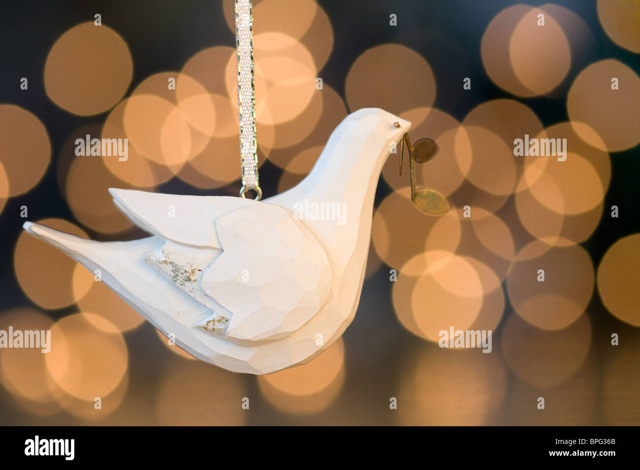 Wooden dove Christmas ornament Stock Photo Alamy
