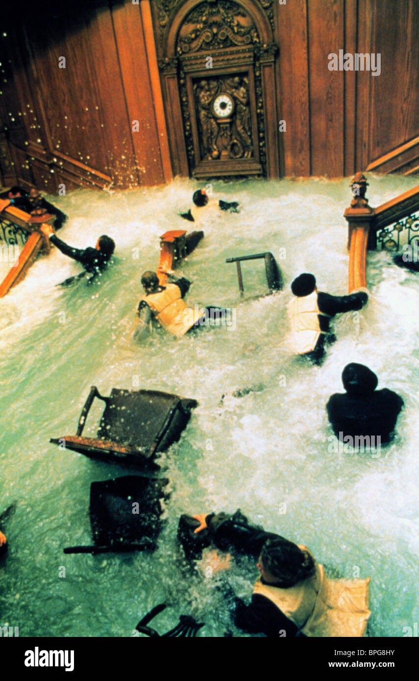 Sinking Scene Titanic 1997 Stock Photo 31090807 Alamy