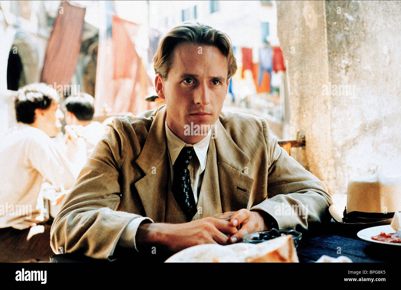 Download The Wings Of The Dove Movie Images