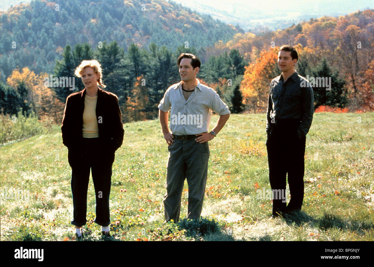 Charlize Theron Paul Rudd Tobey Maguire The Cider House Rules Stock Photo Alamy