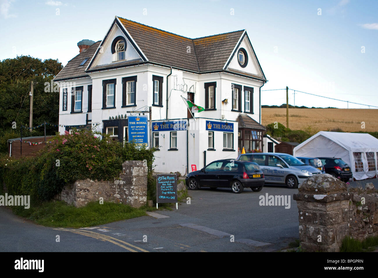 The Royal Inn pub in Broad haven Pembrokeshire Wales UK 105134 Broad