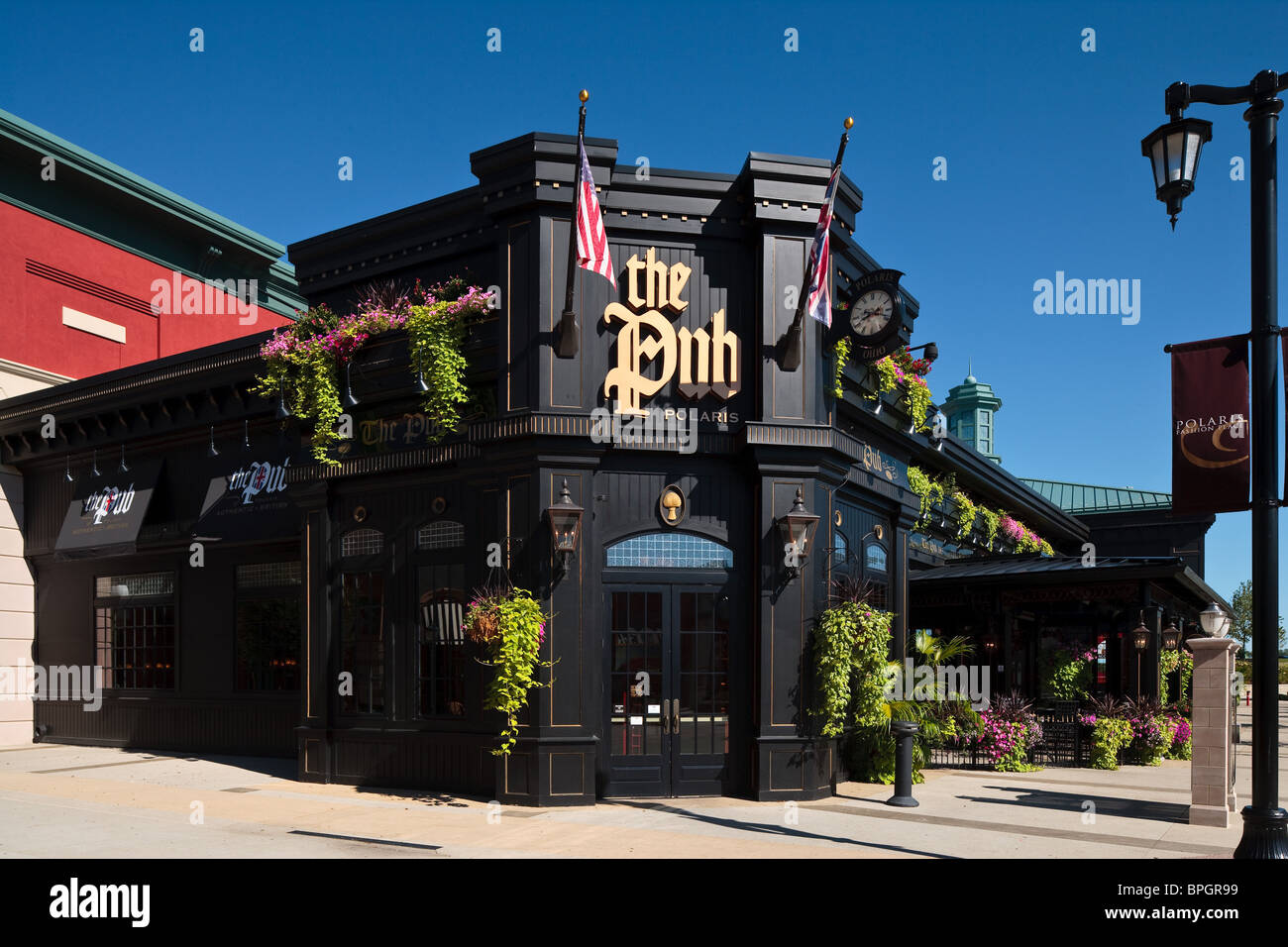The Pub at Polaris Towne Center in Columbus Ohio Stock Photo - Alamy
