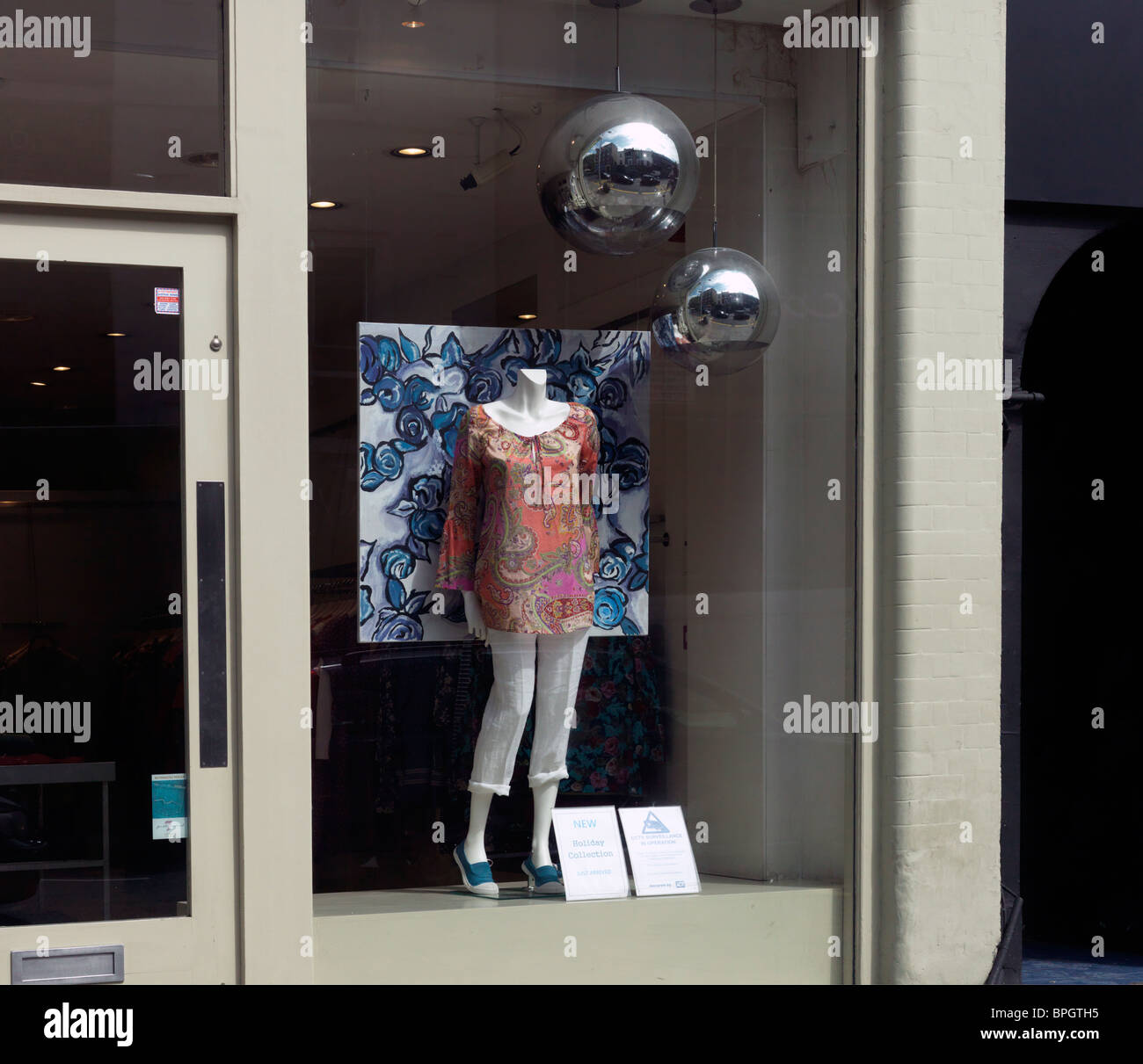 London England Fulham Clothes Shop Windows Stock Photo Alamy