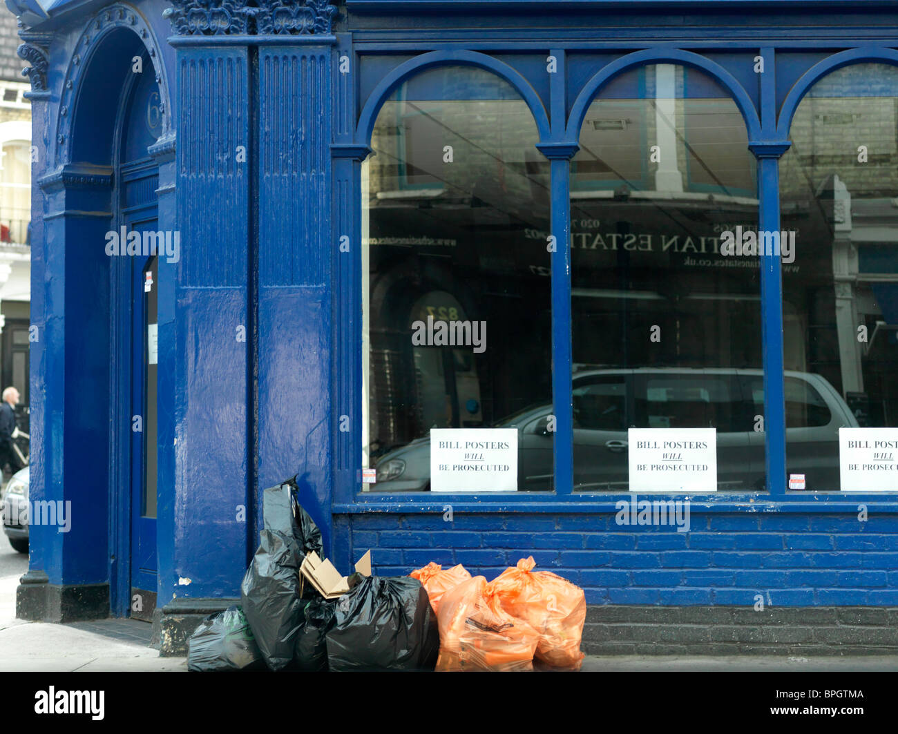Rubbish bags hires stock photography and images Alamy