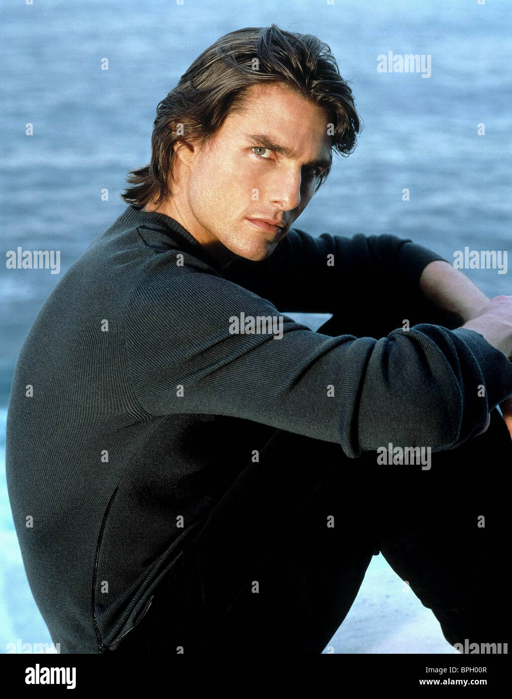 tom-cruise-mission-impossible-ii-mission-impossible-2-2000-BPH00R.jpg