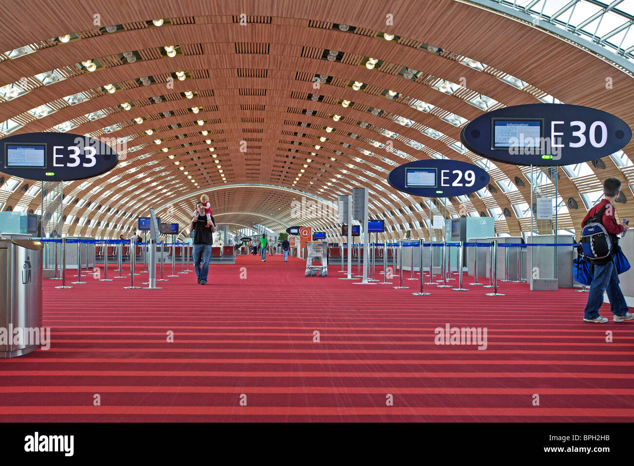 Inside Charles de Gaulle Terminal 2 Stock Photo Alamy