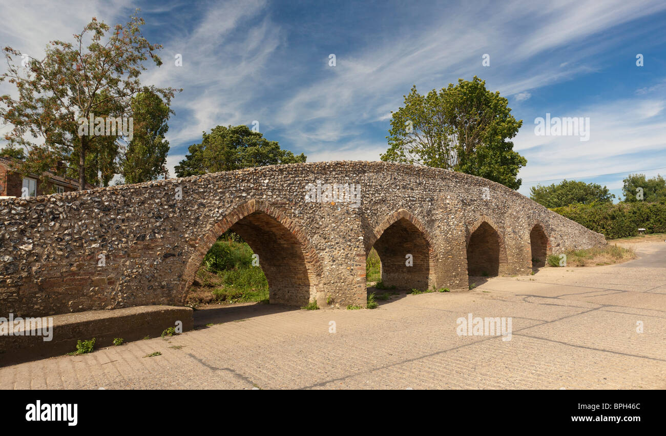 The historic medieval Packhorse Bridge at Moulton, Suffolk, UK Stock Photo