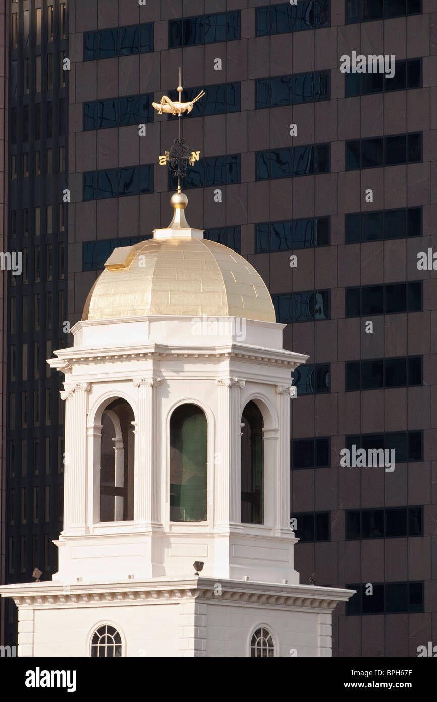 Faneuil hall marketplace at night hires stock photography and images