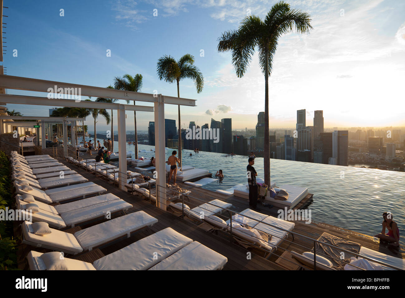 Marina Bay Sands Pool Wallpaper