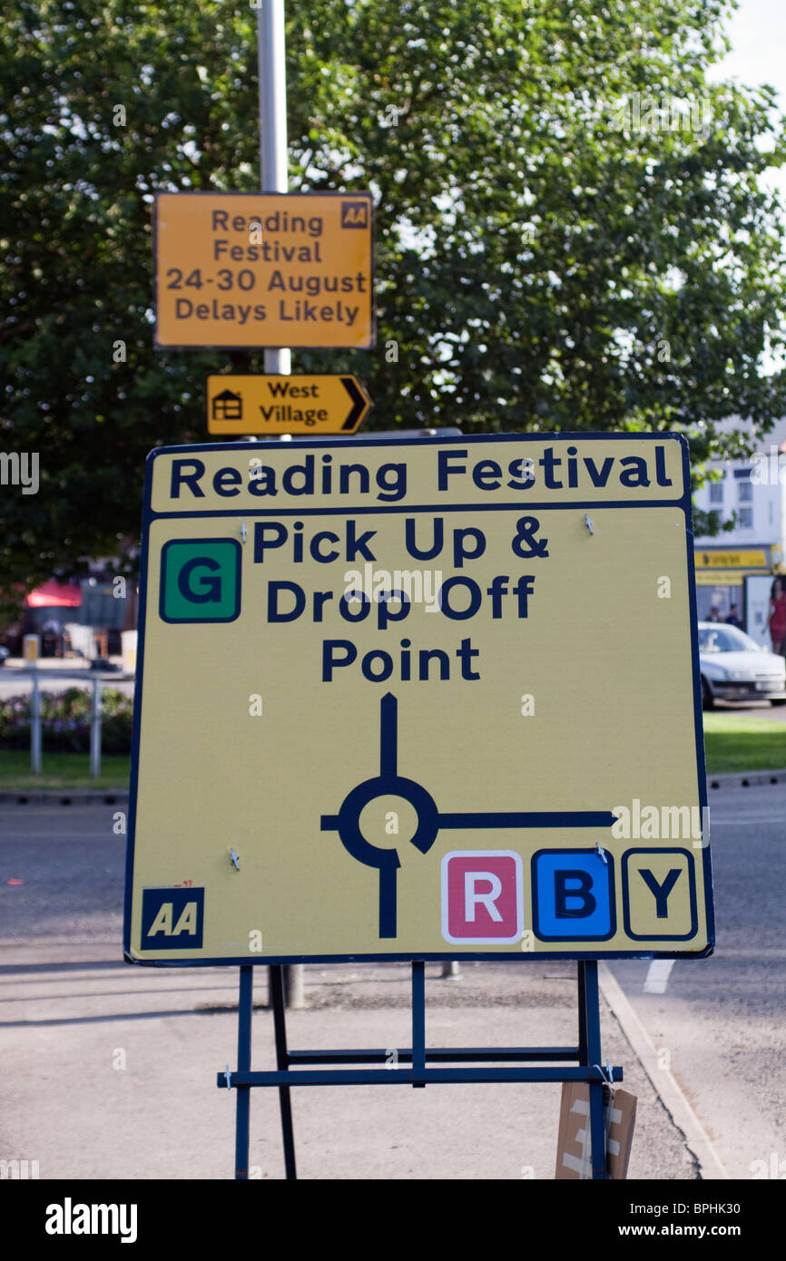 Traffic signs for the Reading Festival Stock Photo