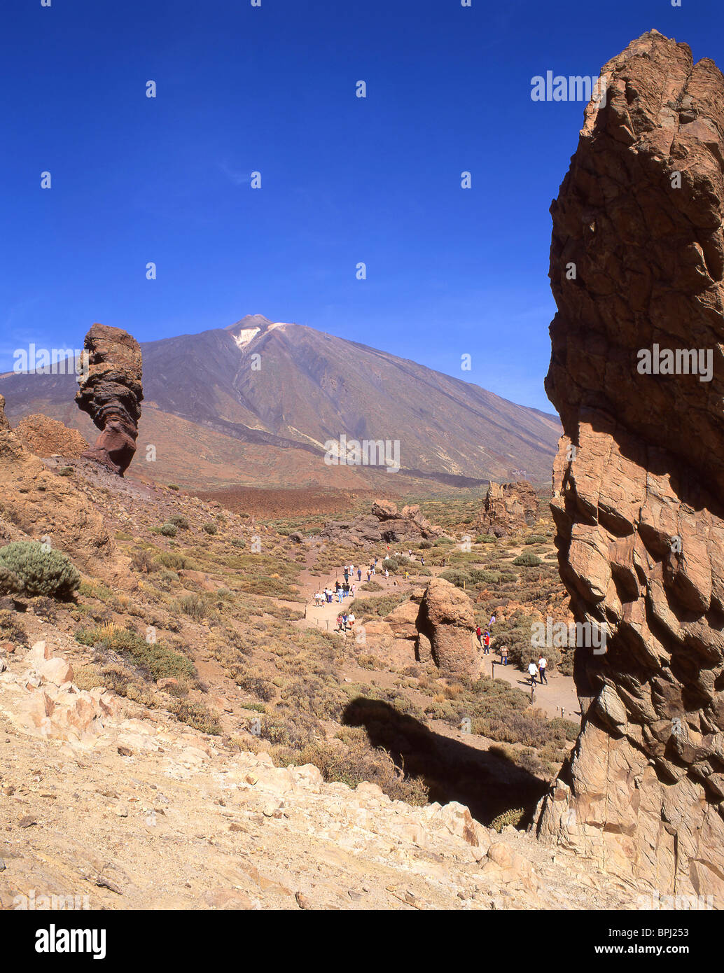 View of Mt Teide and Los Roques de Garcia, Parque Nacional Del Teide, Tenerife, Canary Islands, Spain Stock Photo