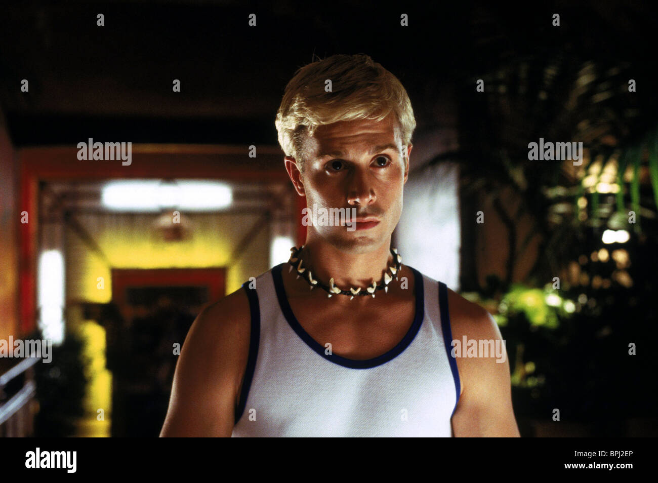 Scooby Doo Movie Freddie Prinze Jr Scooby Doo Freddie Prinze Jr 2002 High Resolution Stock Photography and