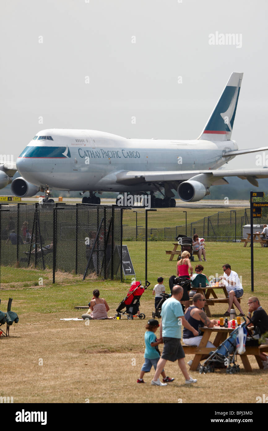 Manchester airport viewing park hi-res stock photography and images - Alamy