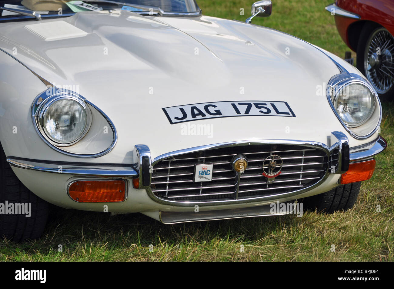 Jaguar e type front deals