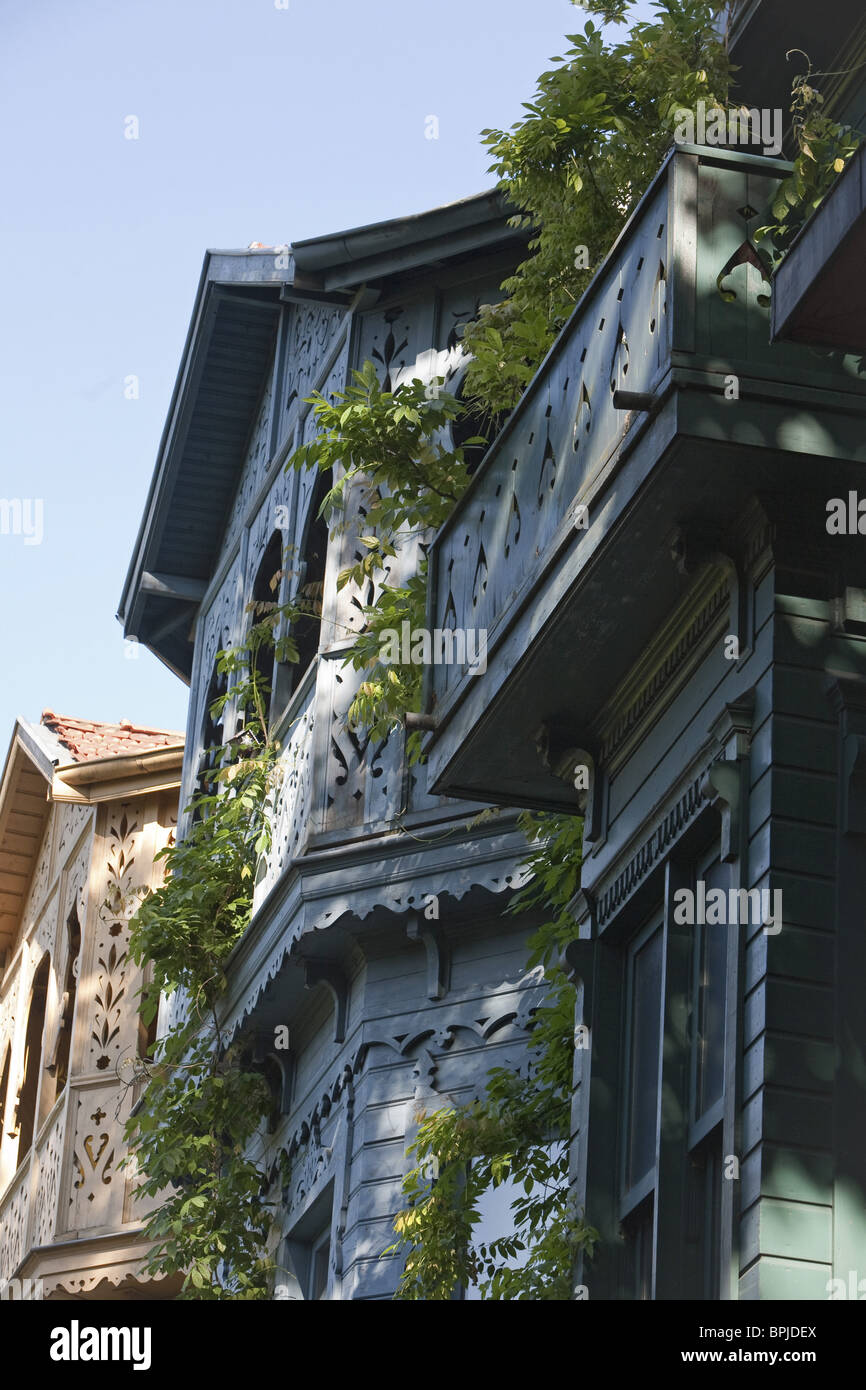 Turkey istanbul timber houses hi-res stock photography and images - Alamy