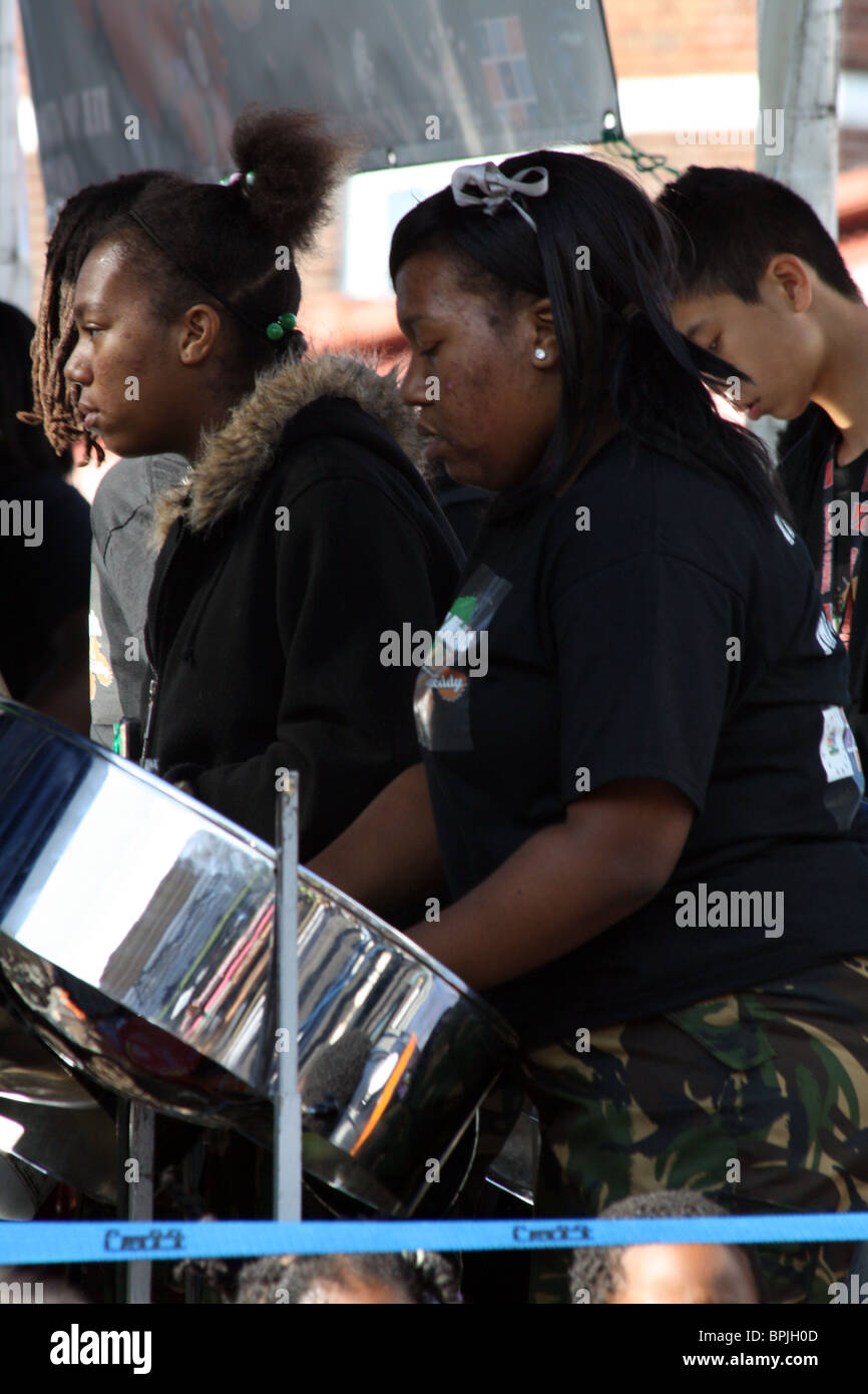 Steel drum band hires stock photography and images Alamy