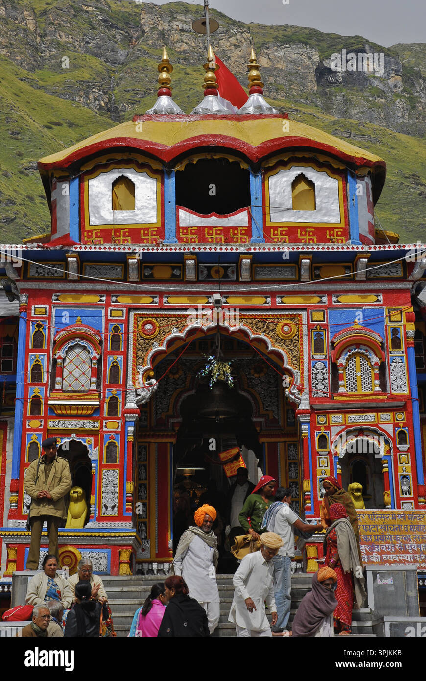 Holy Hindu temple dedicated to Vishnu at Badrinath, Uttarakhand, India, Asia Stock Photo