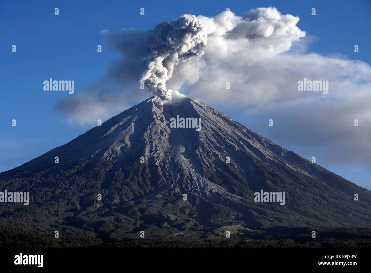 June 21, 2008 - Semeru eruption, Java Island, Indonesia. Stock Photo