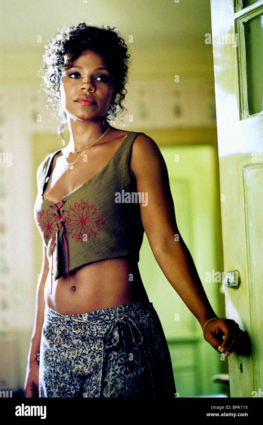 Sanna lathan hot