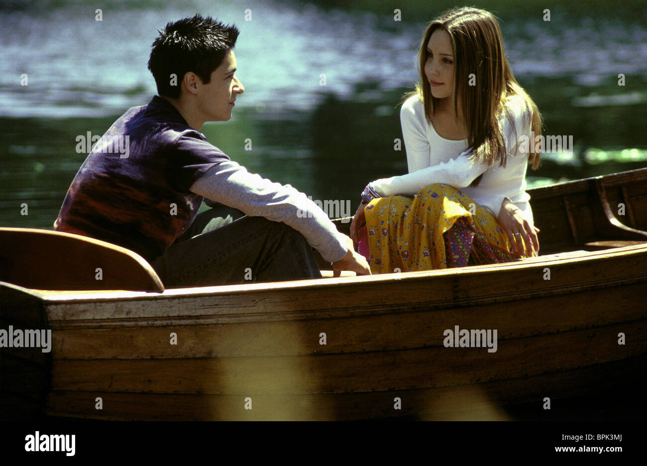 OLIVER JAMES, AMANDA BYNES, WHAT A GIRL WANTS, 2003 Stock Photo - Alamy