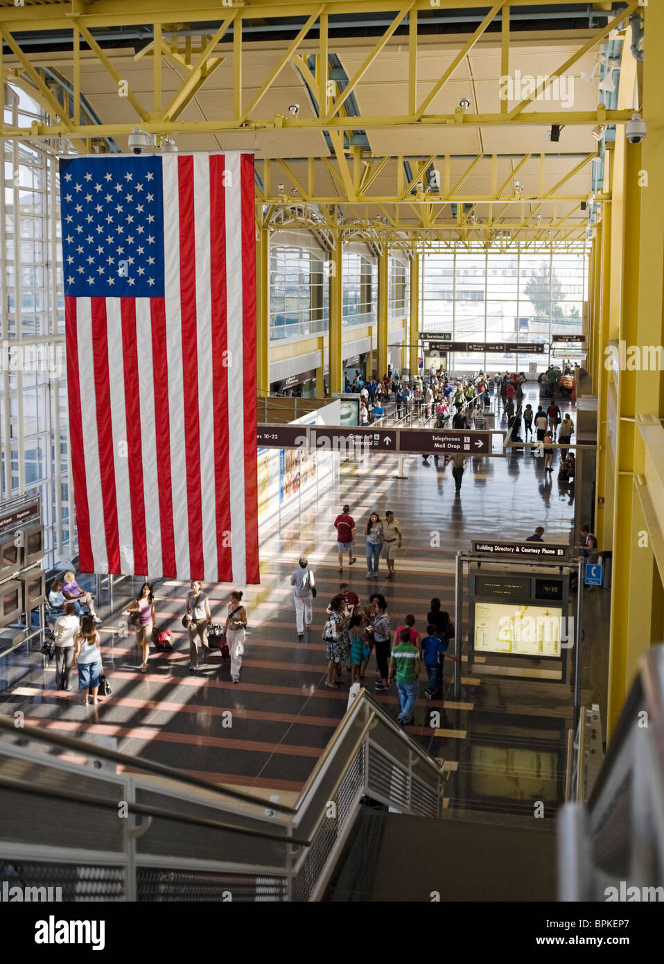 The main concourse of the new B & C terminals at Ronald Reagan National