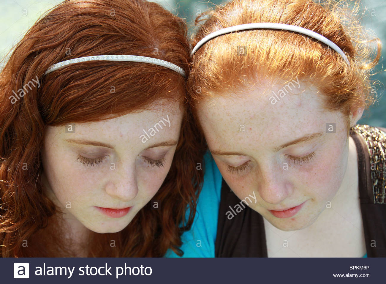 Identical Twin Girls Teenagers Stock Photos Identical Twin Girls