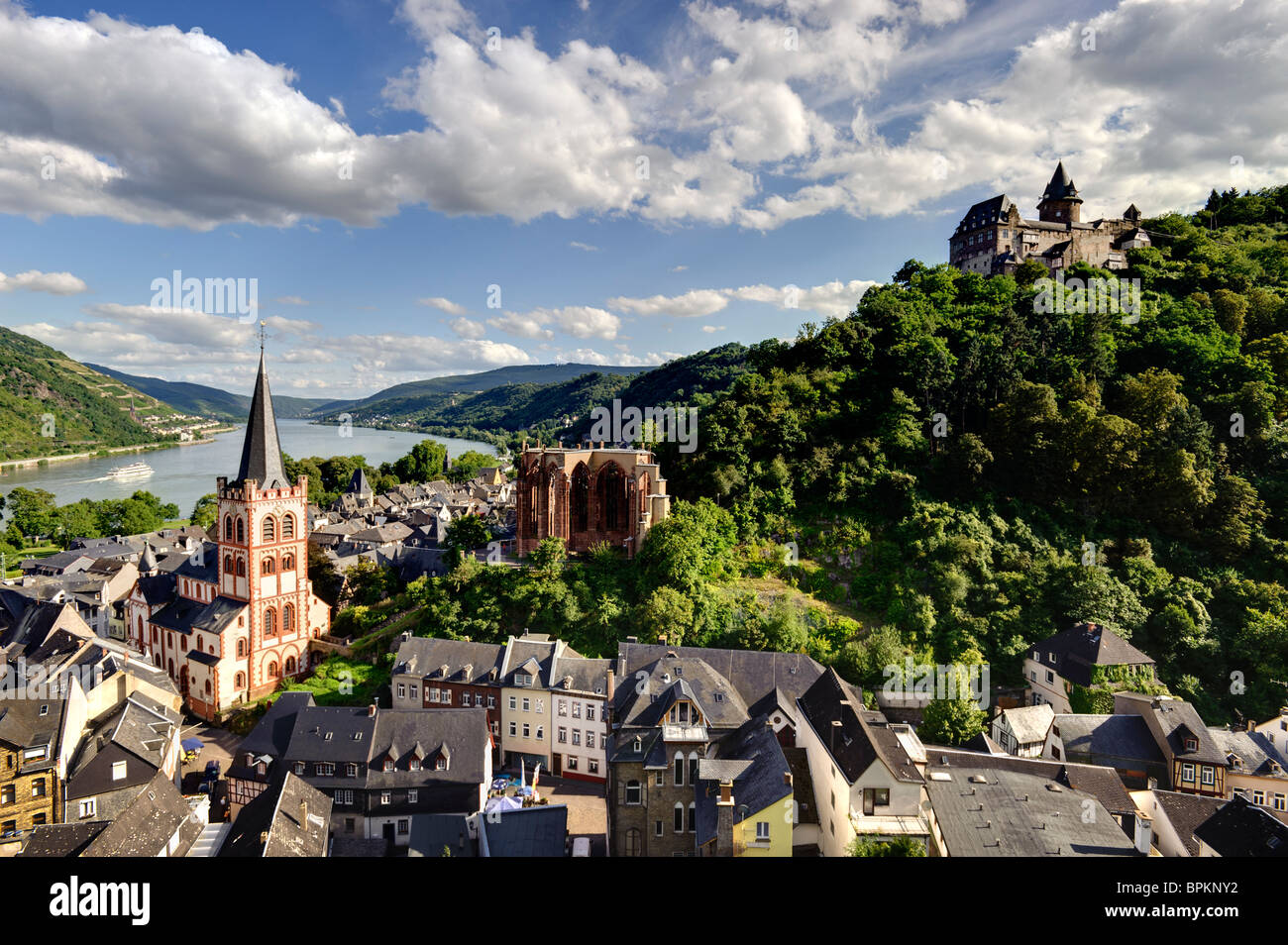 View of Bacharach am Rhein, with St. Peter's Church, Werner Chapel and Burg Stahleck, Rhineland-Palatinate, Germany, Europe Stock Photo