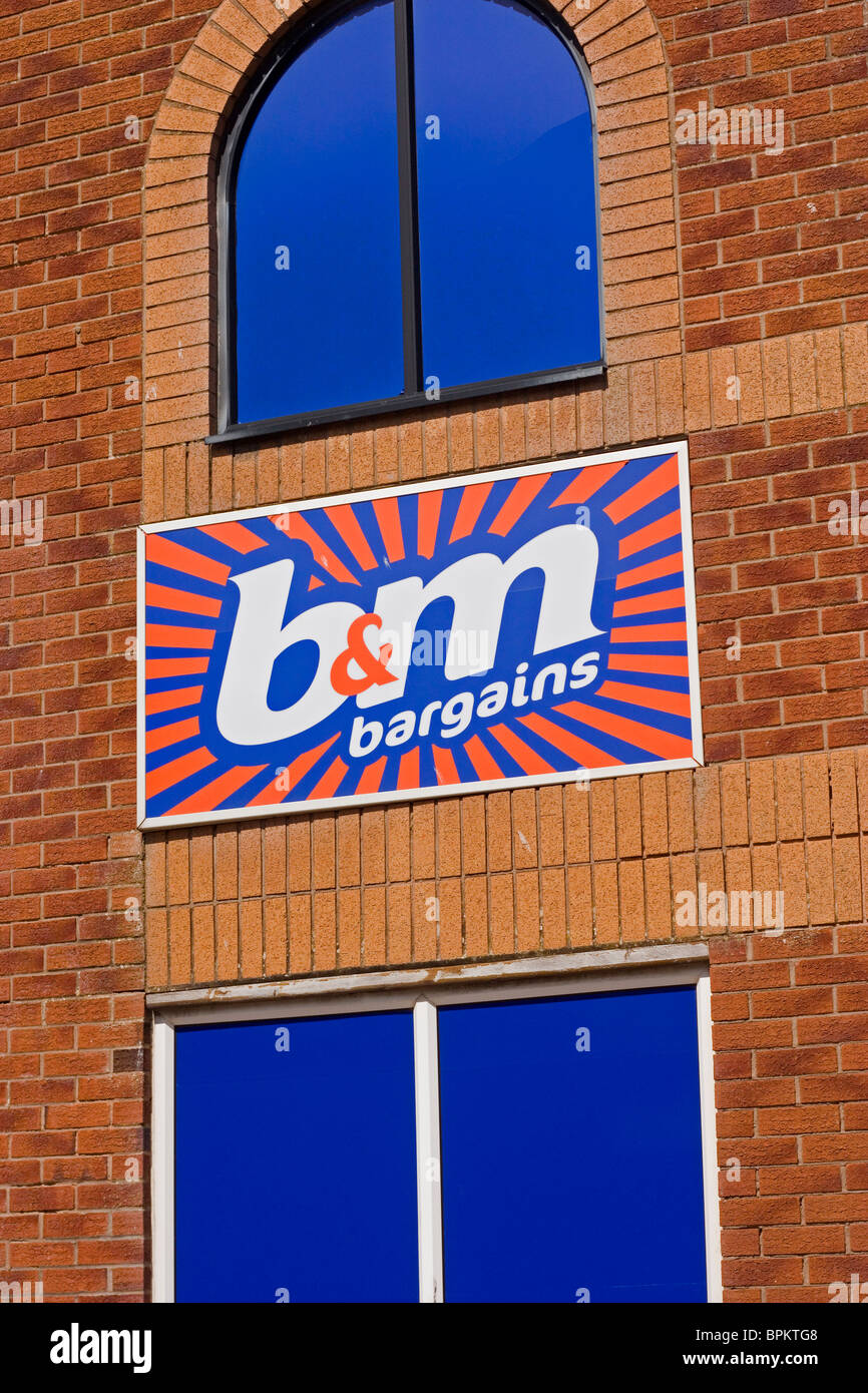B and m bargains hires stock photography and images Alamy