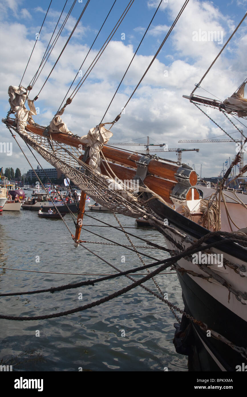 Tall ship bow hires stock photography and images Alamy