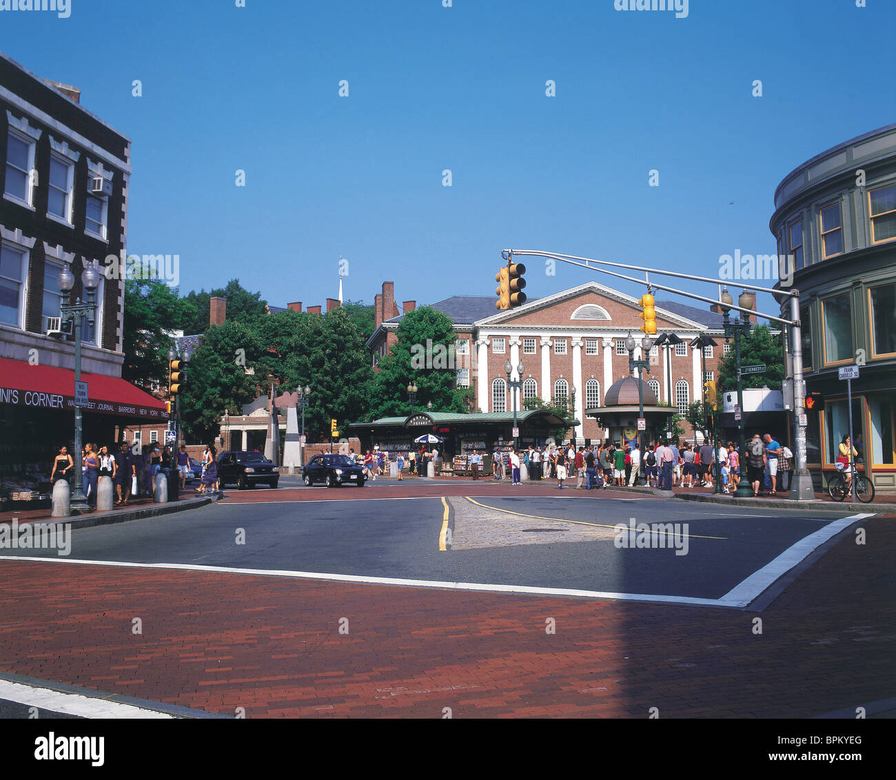 Cambridge square hires stock photography and images Alamy