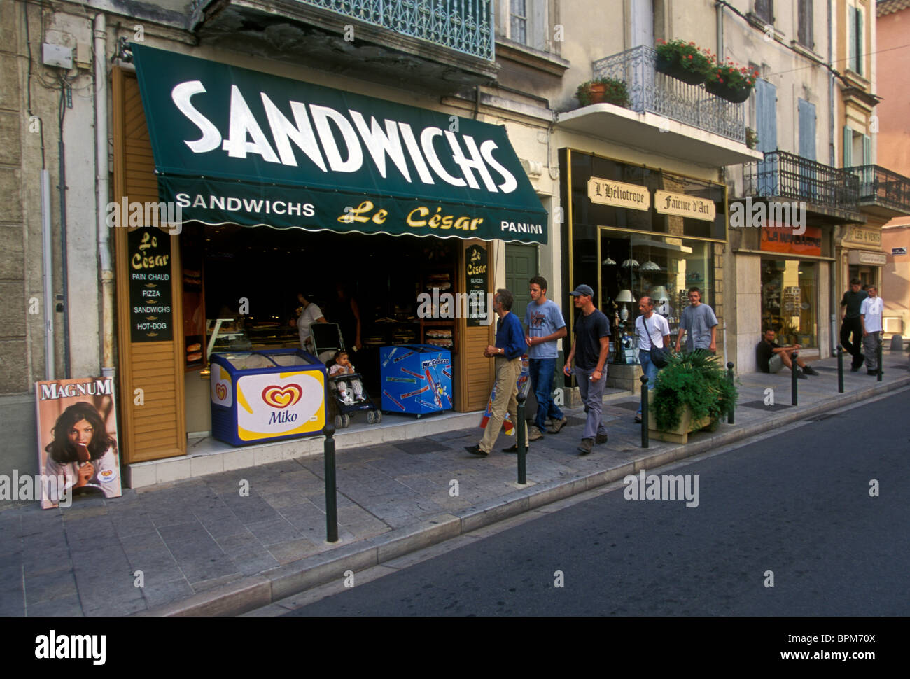 French people, sandwich shop, French food, French food and drink