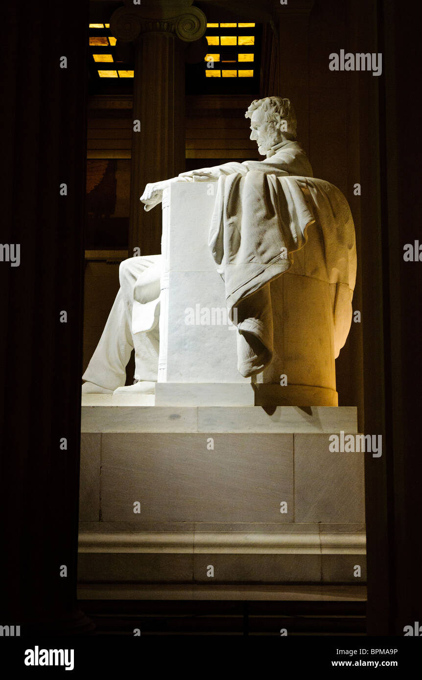 WASHINGTON DC, USA - Night shot of the Lincoln statue in the Lincoln Memorial view from the side Stock Photo