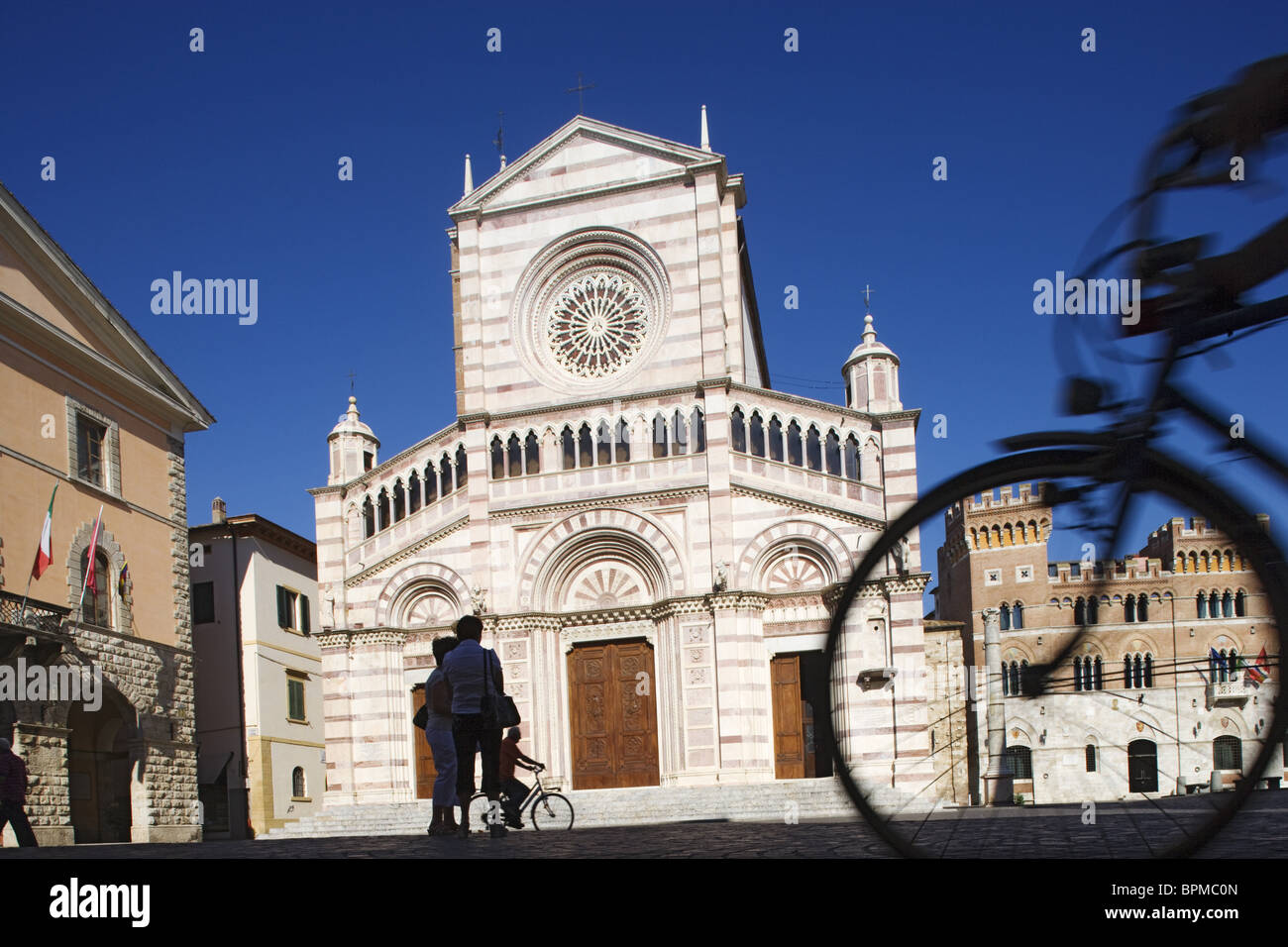 San Lorenzo nella Cattedrale, Piazza Dante Alighieri, Grosseto, Tuscany, Italy Stock Photo