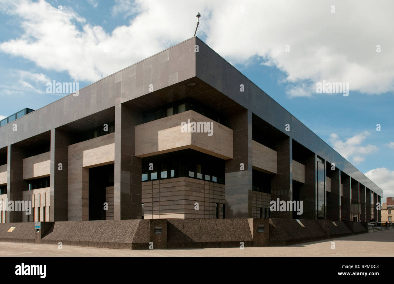 Glasgow Sheriff Court Building in the city centre Stock Photo Alamy