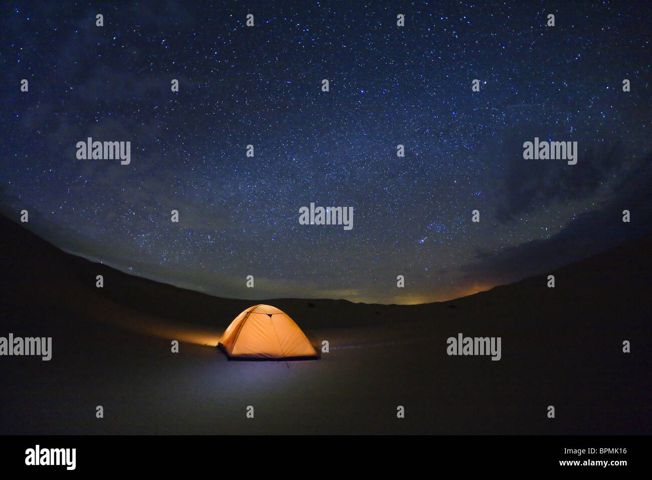 camping under the starry sky in the libyan desert, Libya, Sahara ...