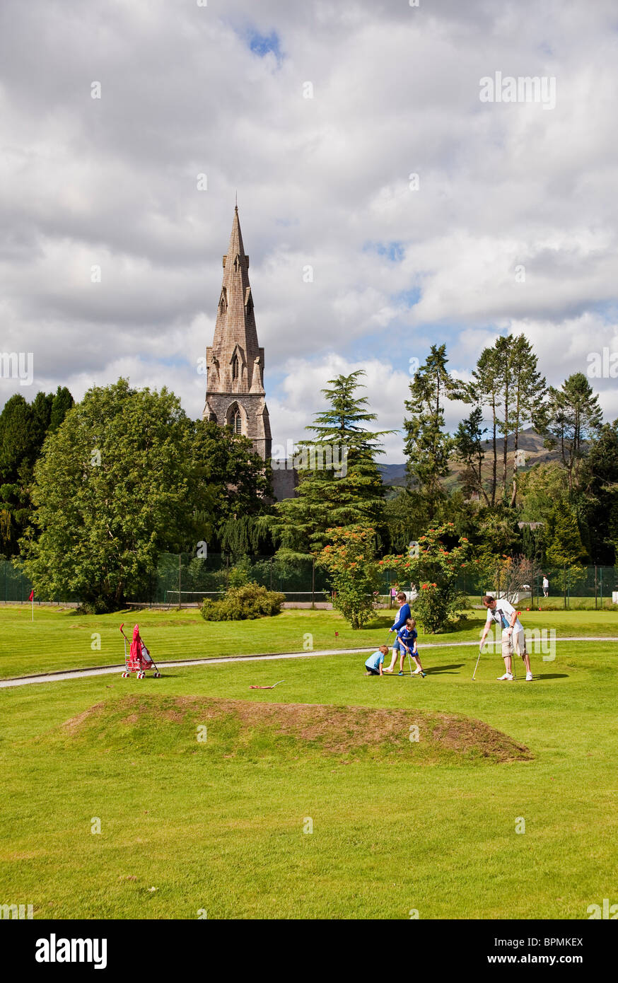 Pitch and putt hires stock photography and images Alamy