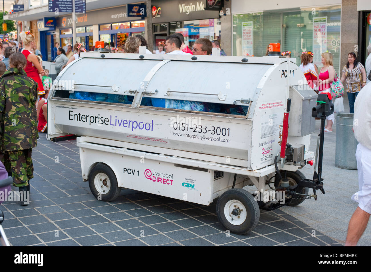 Enterprise Liverpool Street refuse collection Stock Photo Alamy