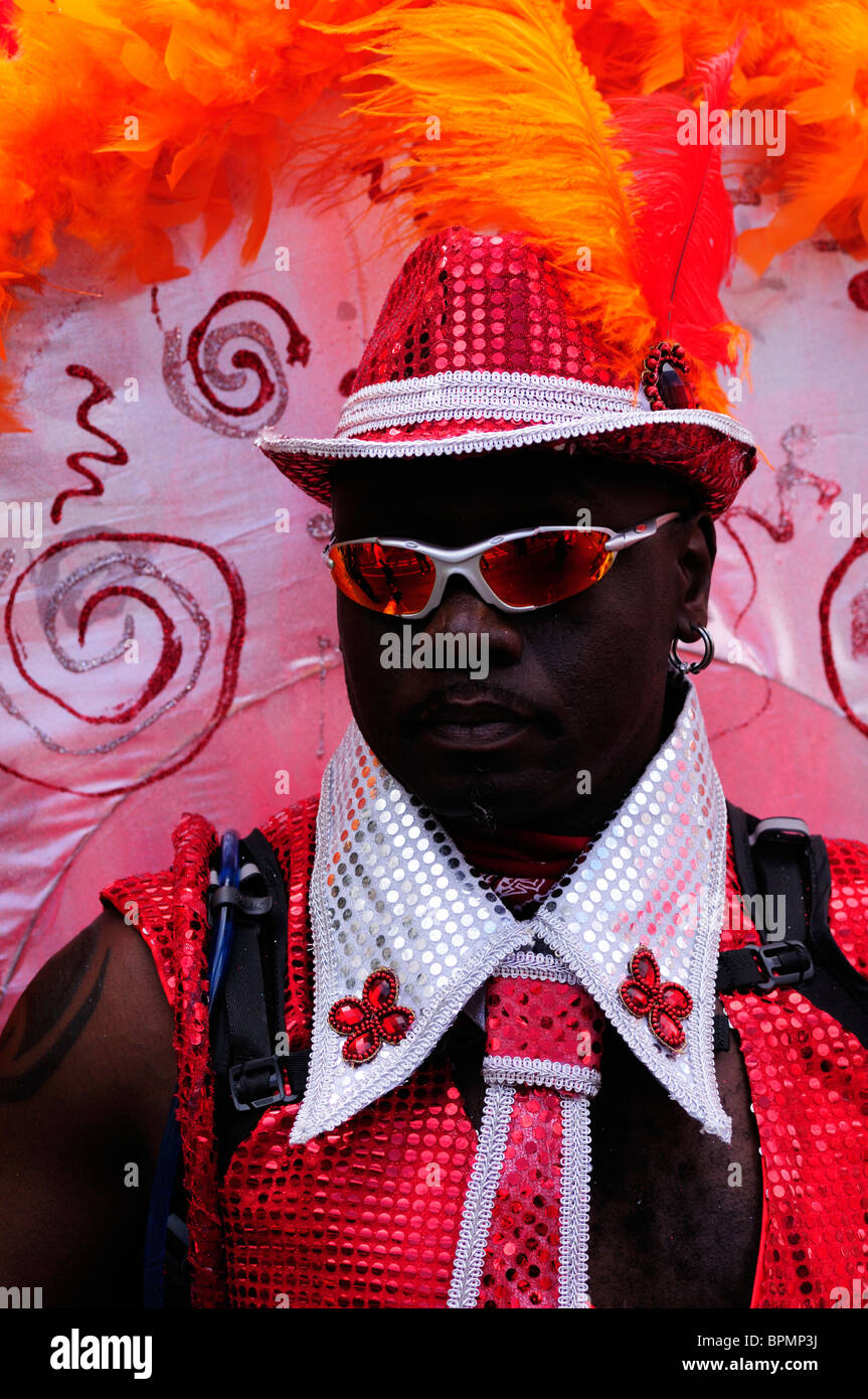 Carnival notting hill dancer hi-res stock photography and images - Alamy