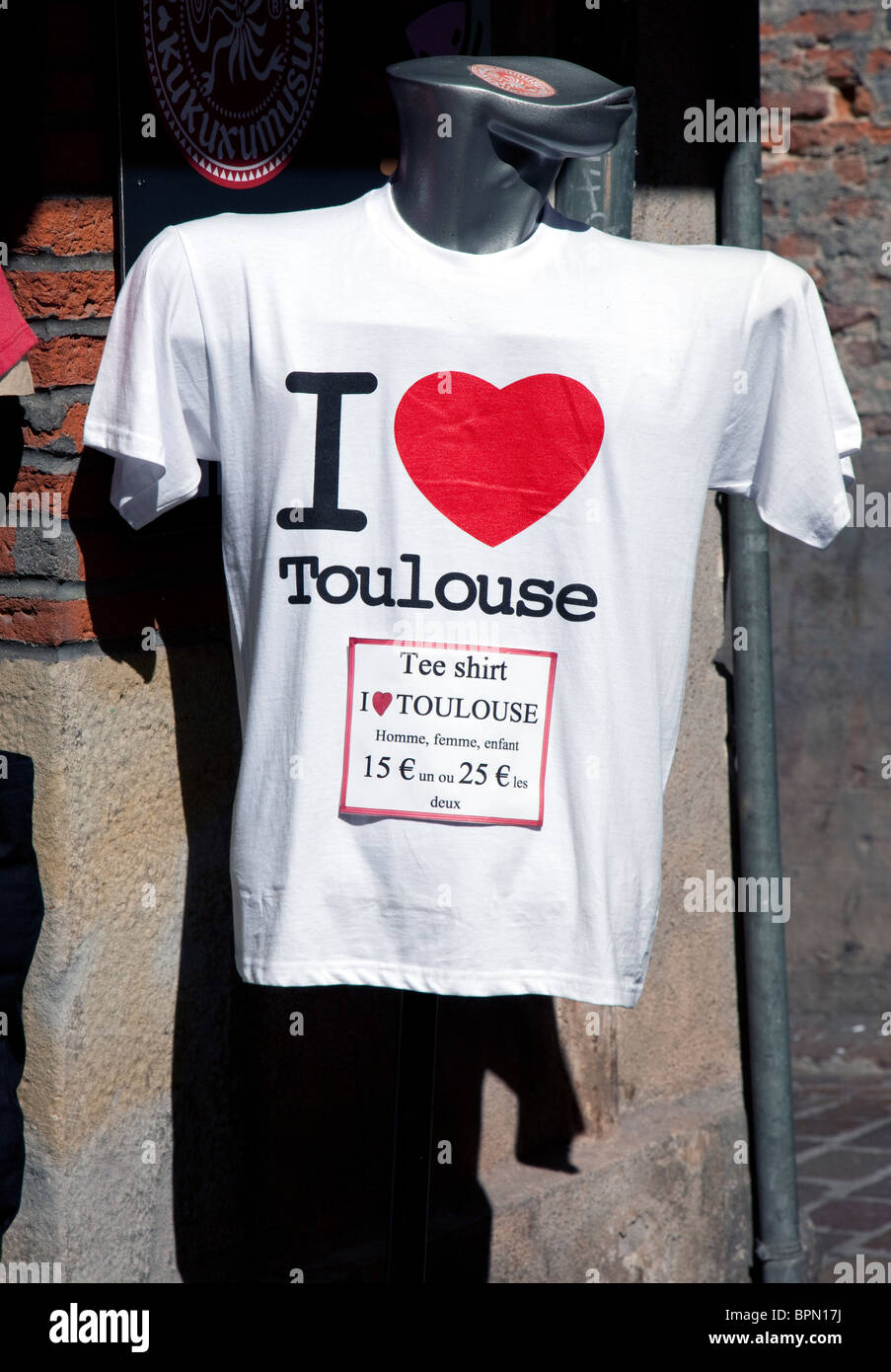 Souvenir t shirt hi-res stock photography and images - Page 3 - Alamy