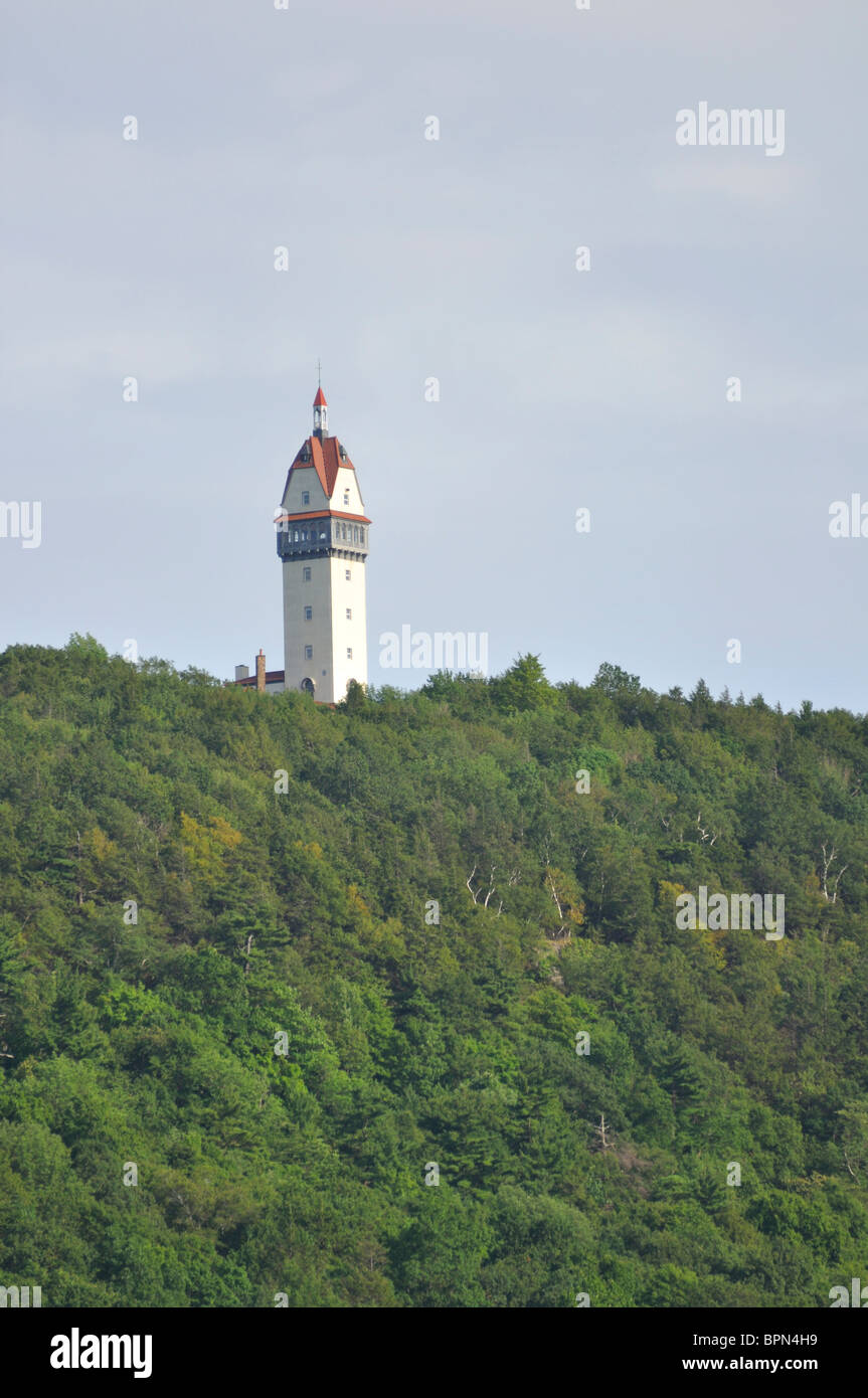 Heublein Tower, Talcott Mountain State Park, Avon, Connecticut, USA Stock Photo