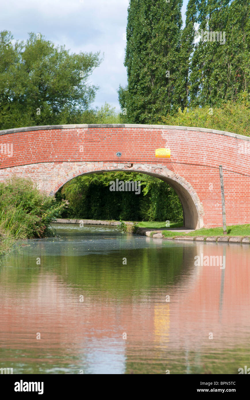 Bridge over Grand Union Canal at Milton Keynes Stock Photo