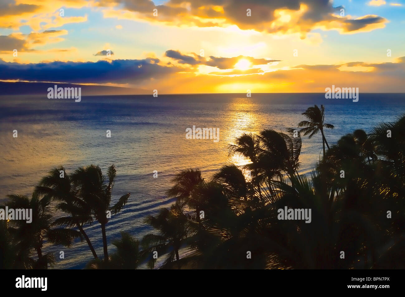 Sunset kaanapali maui hawaii hi-res stock photography and images - Alamy
