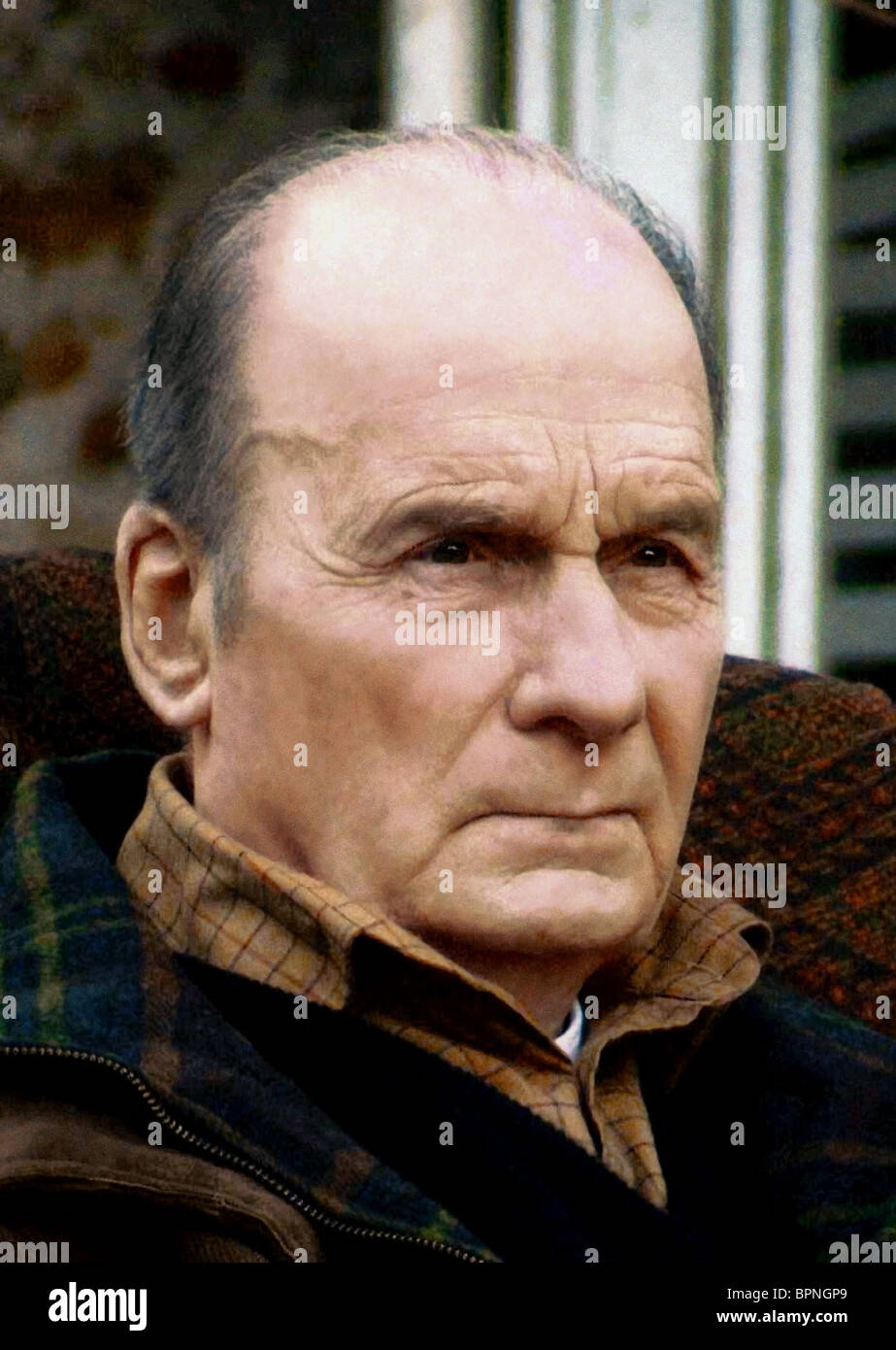 Michel Bouquet Le Promeneur Du Champ De Mars Mitterrand Portrait Stock Photos & Mitterrand Portrait Stock Images - Alamy