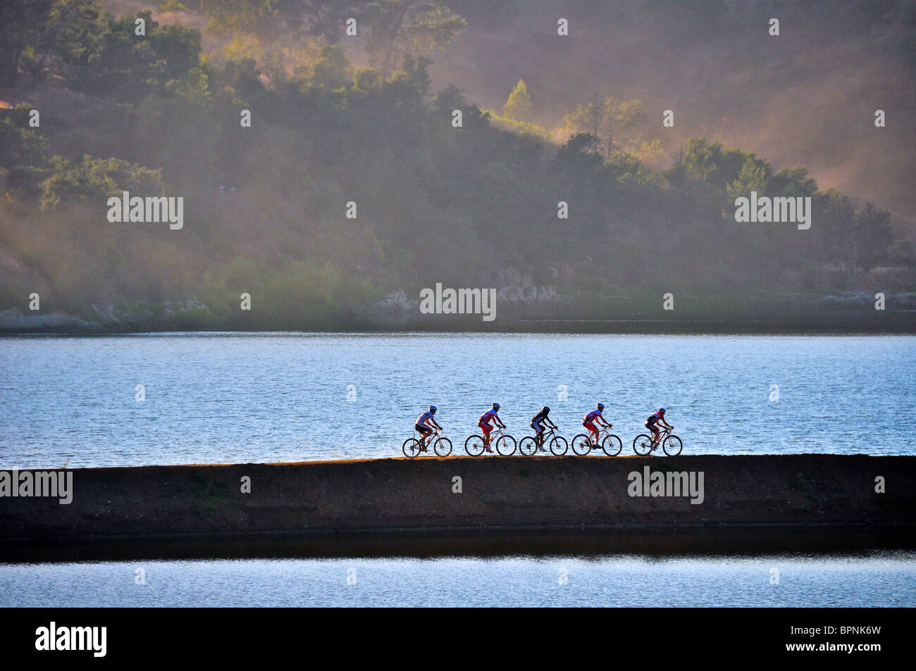 Mountain bike races at Irvine Lake in Southern California Stock Photo