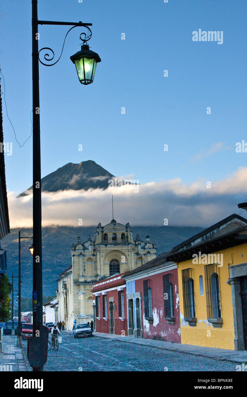 Central America, Guatemala, Antigua. La Antigua Guatemala (Unesco site) and Vulcan de Agua, Guatemala. Stock Photo