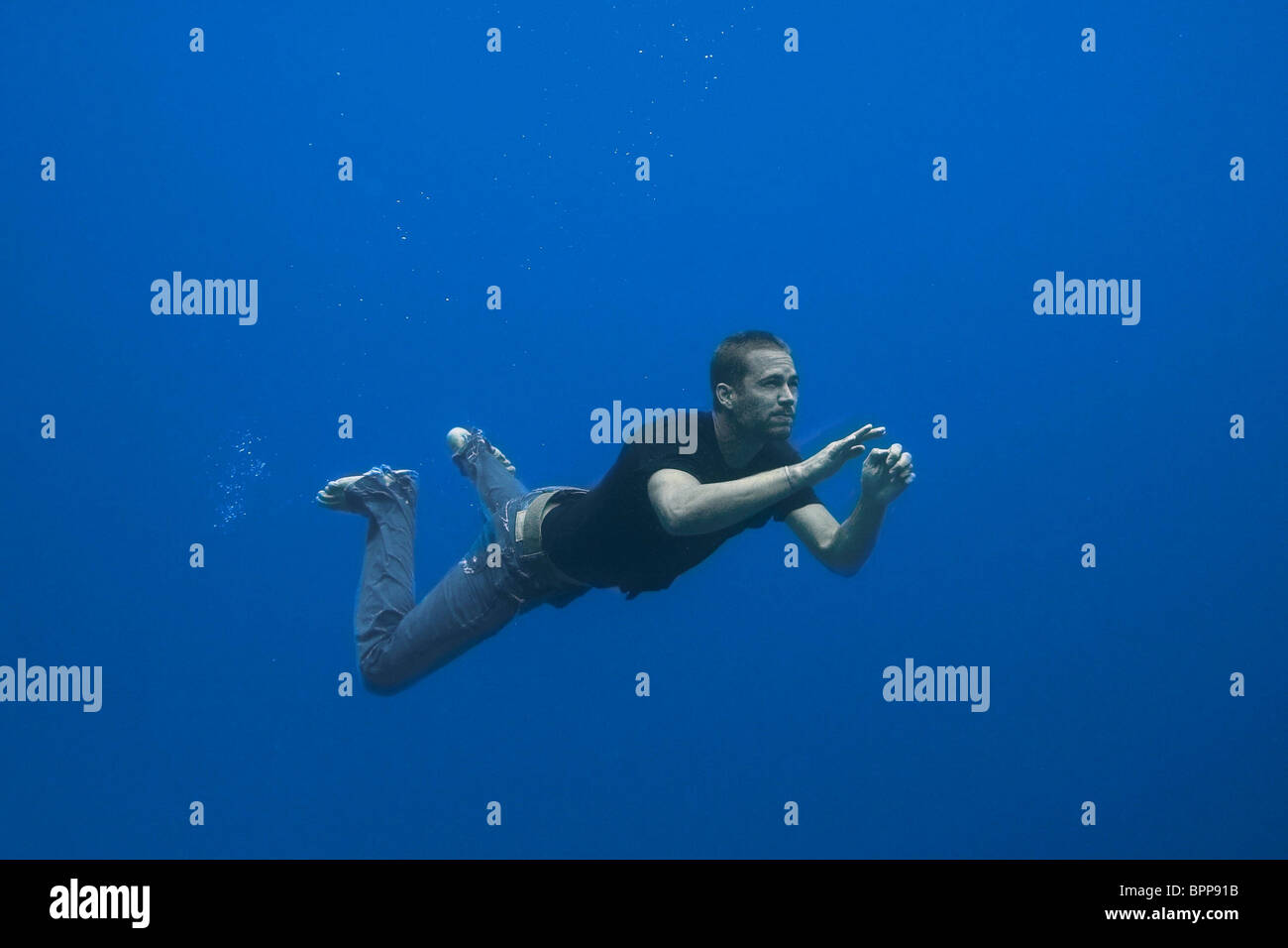 Into The Blue 2005 Paul Walker High Resolution Stock Photography and Images Alamy Into The Blue 2005 Paul Walker High Resolution Stock Photography and Images Alamy