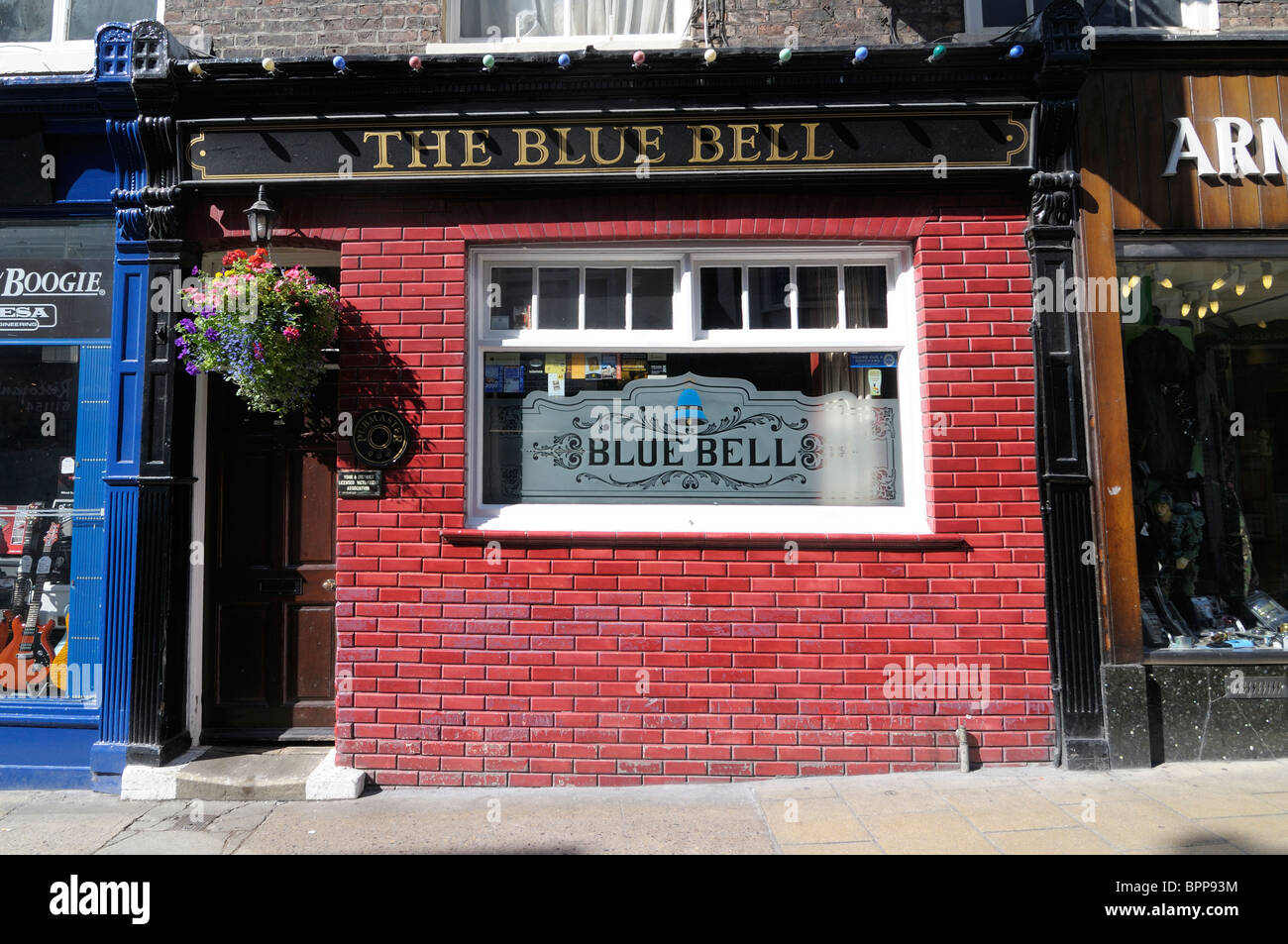 Exterior of the Blue Bell pub, York, England Stock Photo