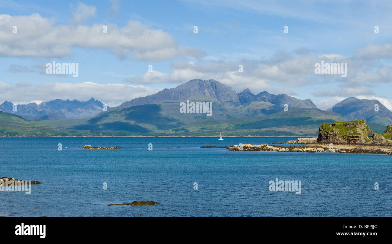 Tarskavaig Bay with the Cuillins mountains on the Isle of Skye in Scotland Stock Photo